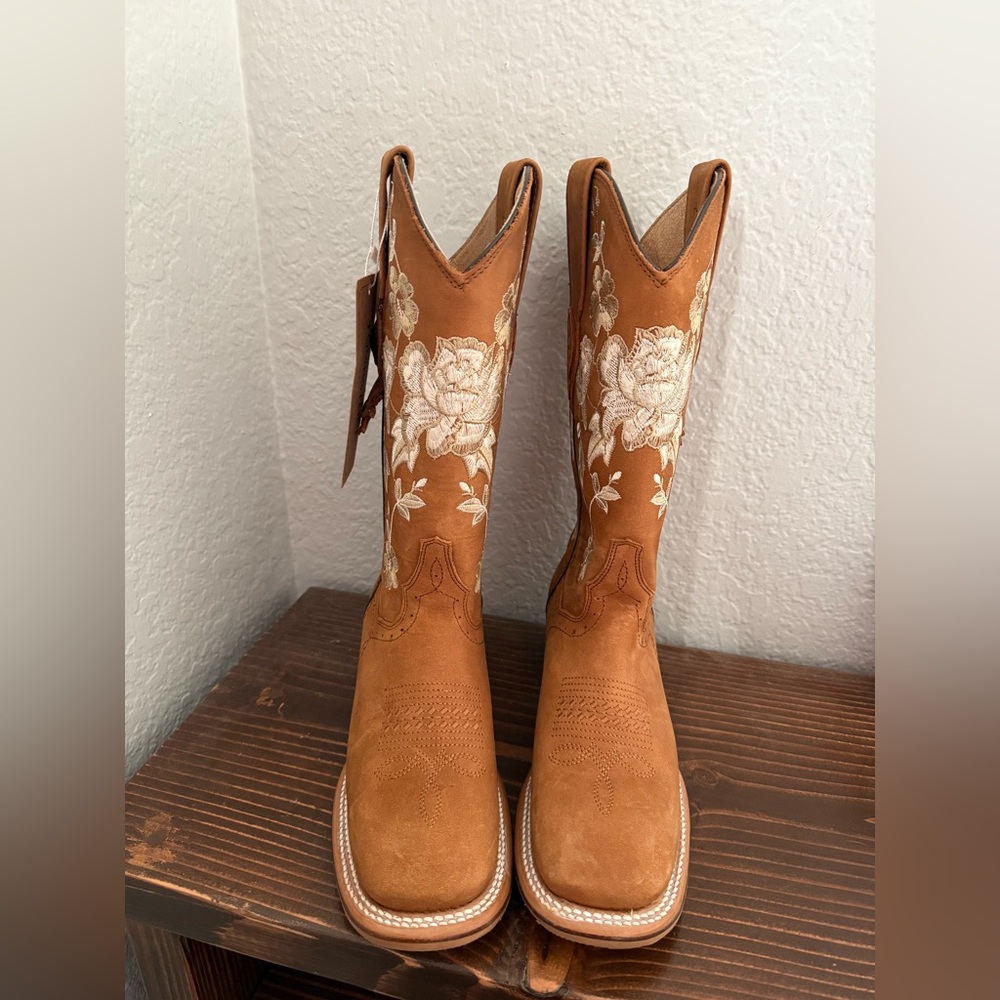 Light Brown Western Boots